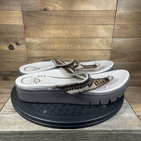 ABEO BioSystem Brown Beaded Flip Flops Platform Sandals Womens Size 11 - Picture 1 of 10